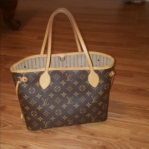 Louis Vuitton purse